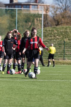 Bild 49 - B-Juniorinnen SG Weststeinburg/Bei - SV Fisia 03 : Ergebnis: 1:2